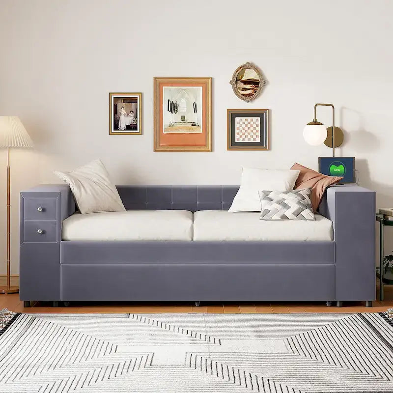 Cadre de lit de repos rembourré en velours avec ports de chargement USB