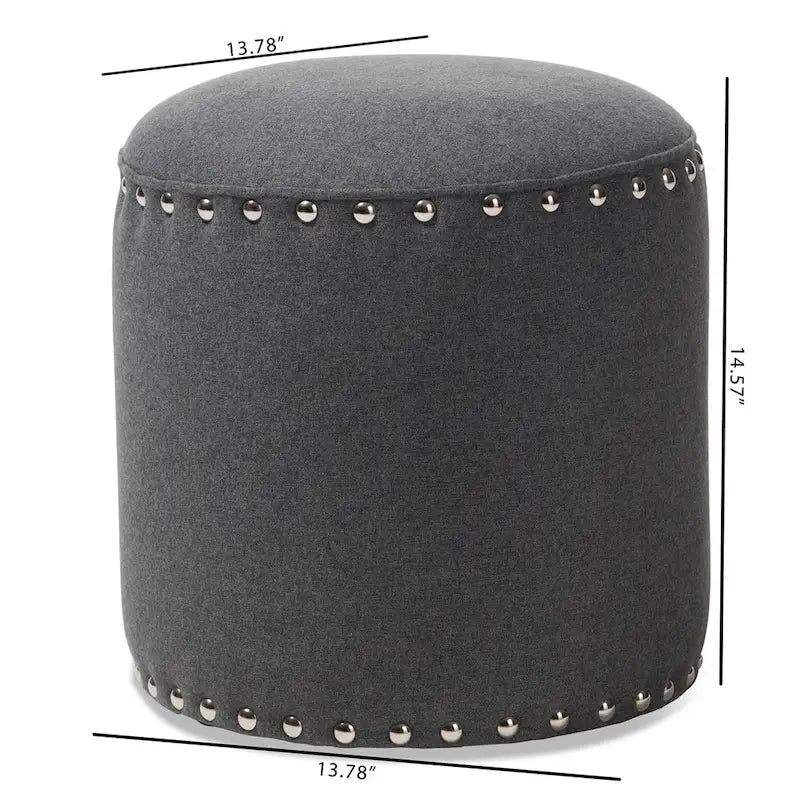 Ottoman en tissu capitonné à clous, style moderne et contemporain
